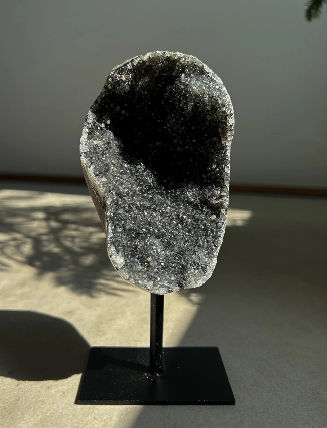 geode di Ametista Nera